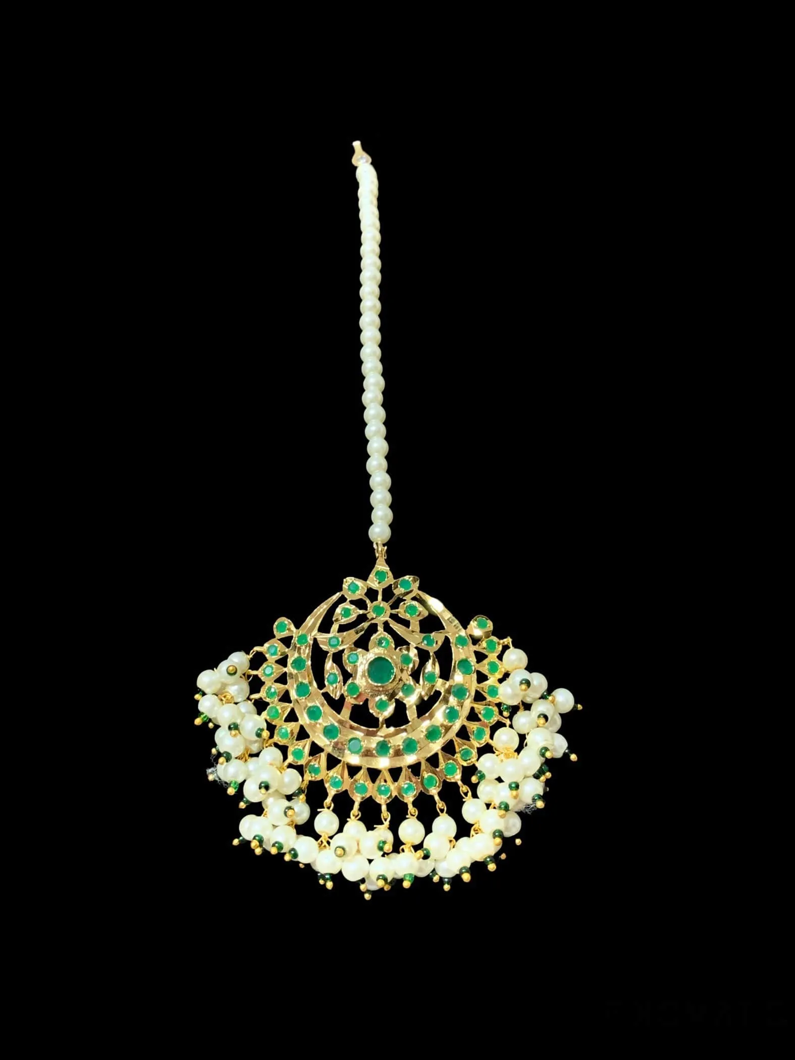 C15 Viya bridal choker set in emerald  and pearls  (SHIPS IN 4 WEEKS )