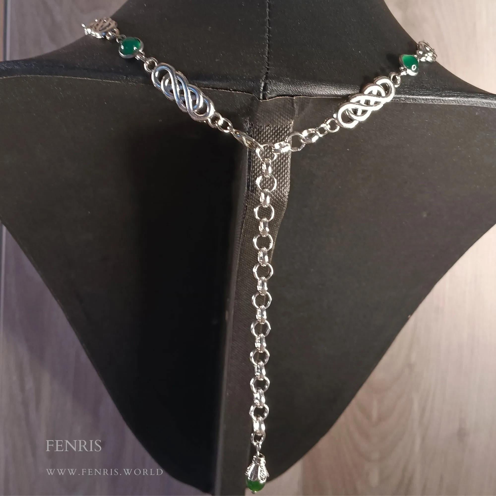 Celtic Choker Necklace Silver & Green Agate